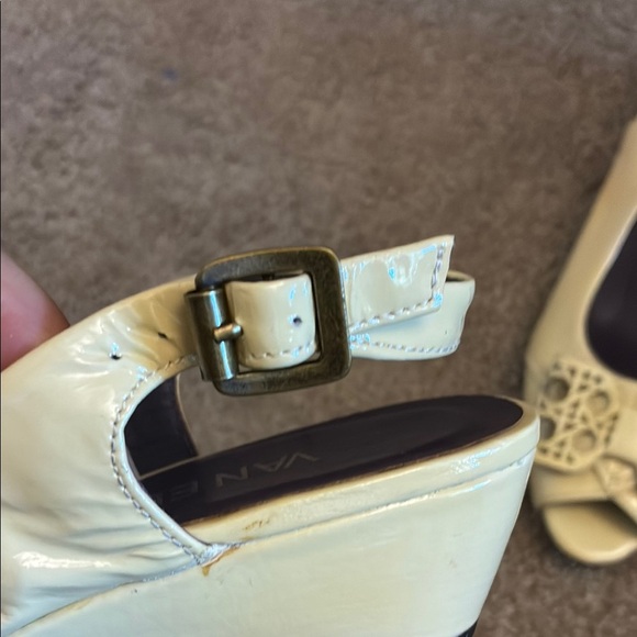 Vaneli Peep Toe Heels Vintage size 6.5 - Picture 5 of 6